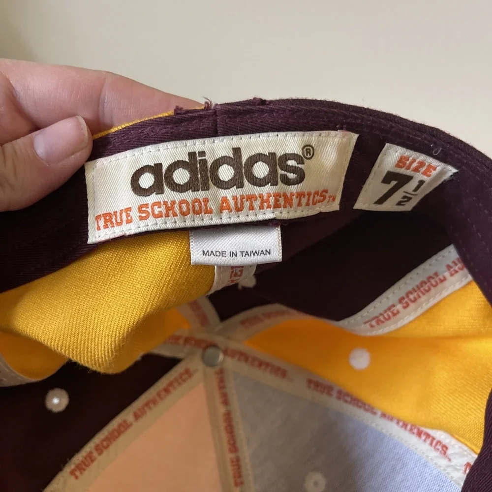 Vintage Minnesota Gophers Fitted Adidas‎ Hat #31 True School Authentics 7 1/2